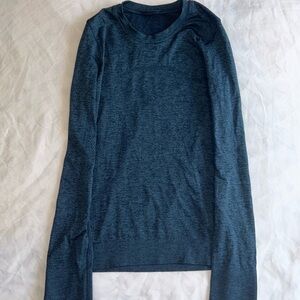 Long sleeve lululemon swiftly tech- blue, size 2, regular length!